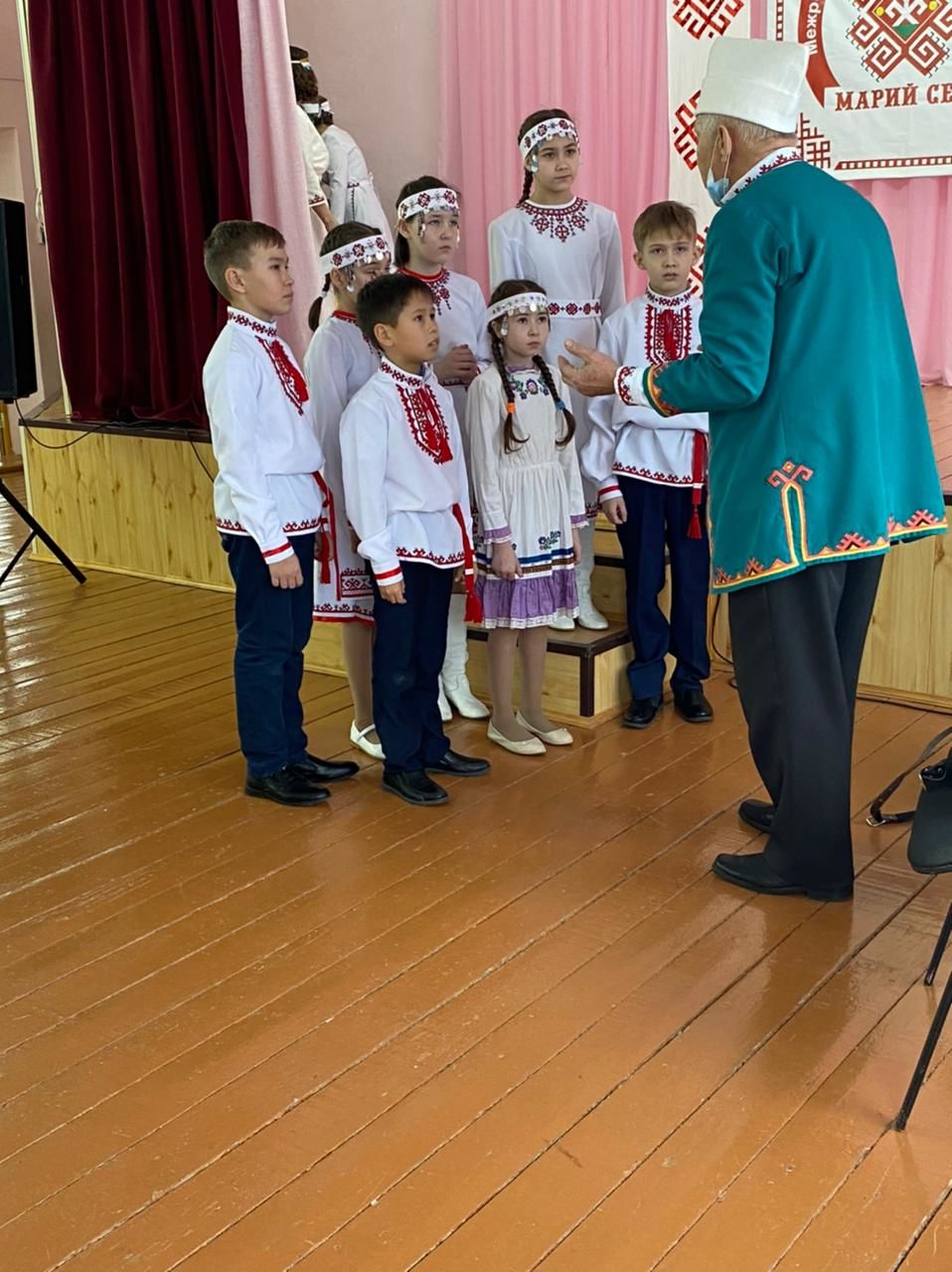 В Почкучукской школе провели I  Межрегиональный фестиваль-конкурс марийских  коллективов «Марий сем»