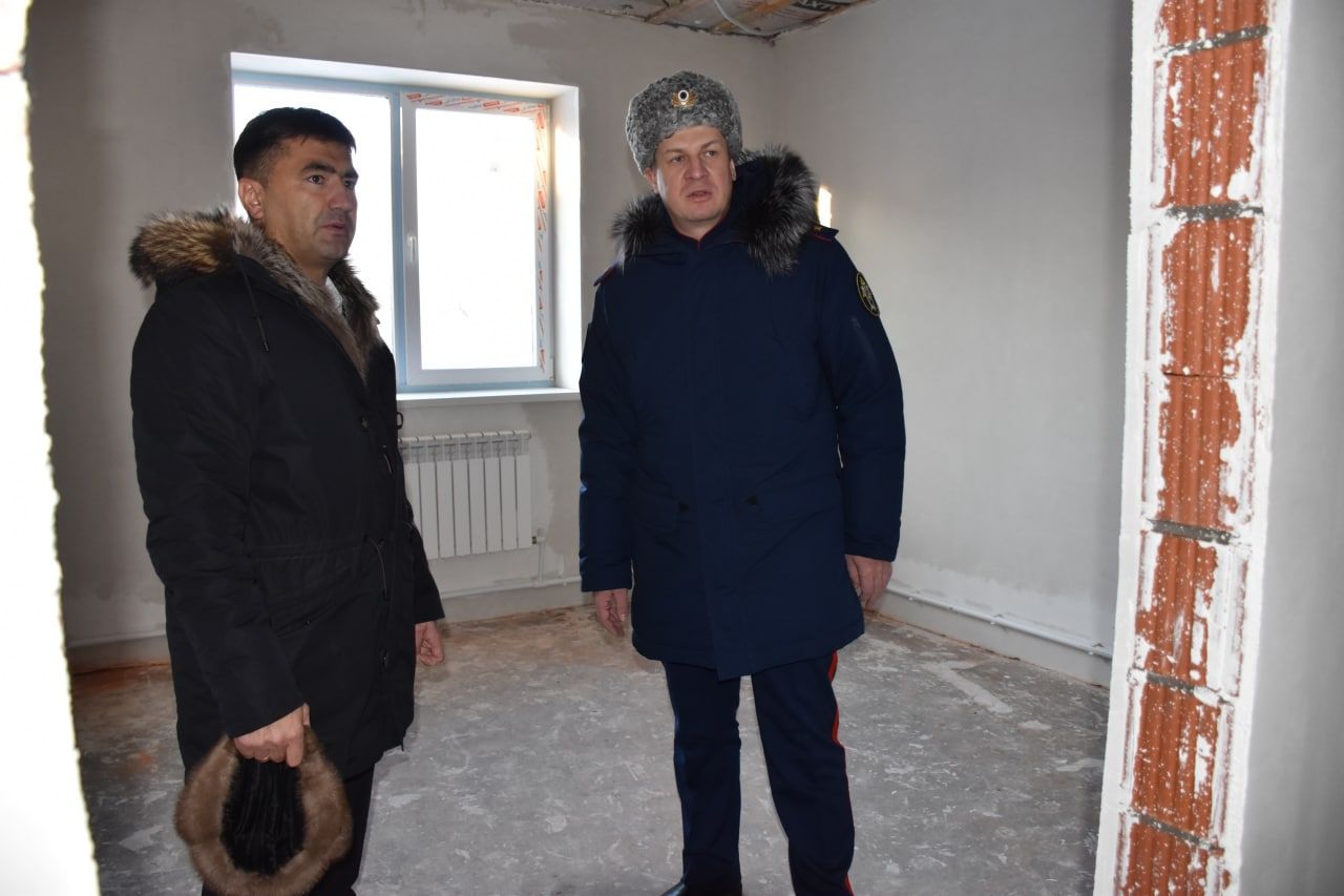 Благодаря помощи мецената у семьи погорельцев из Кукморского района появился новый дом