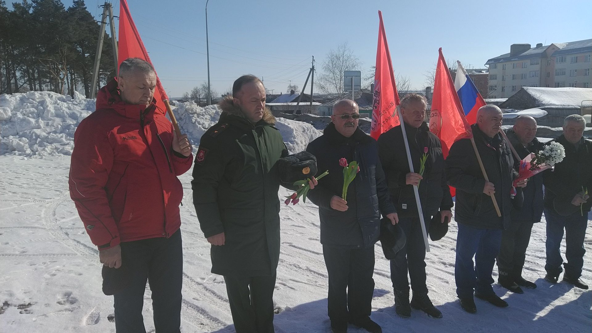 В Кукморе провели автопробег в поддержку спецоперации России на Украине