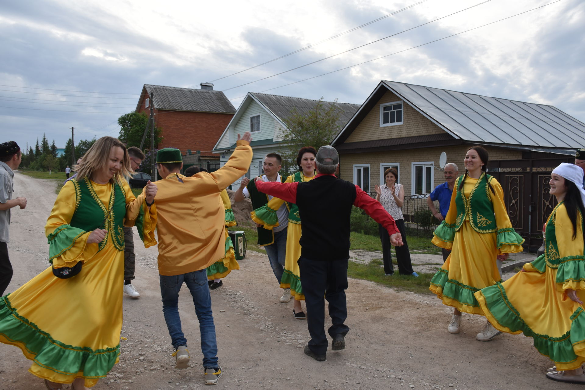 В Кукморе проходит традиционный сбор подарков к Сабантую