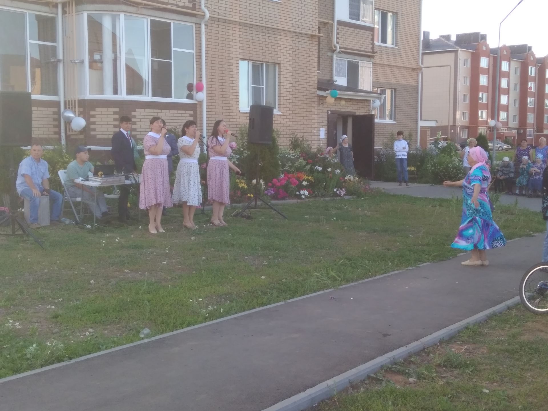 В Кукморе провели концерт в поддержку воинов, участвующих в спецоперации на Украине