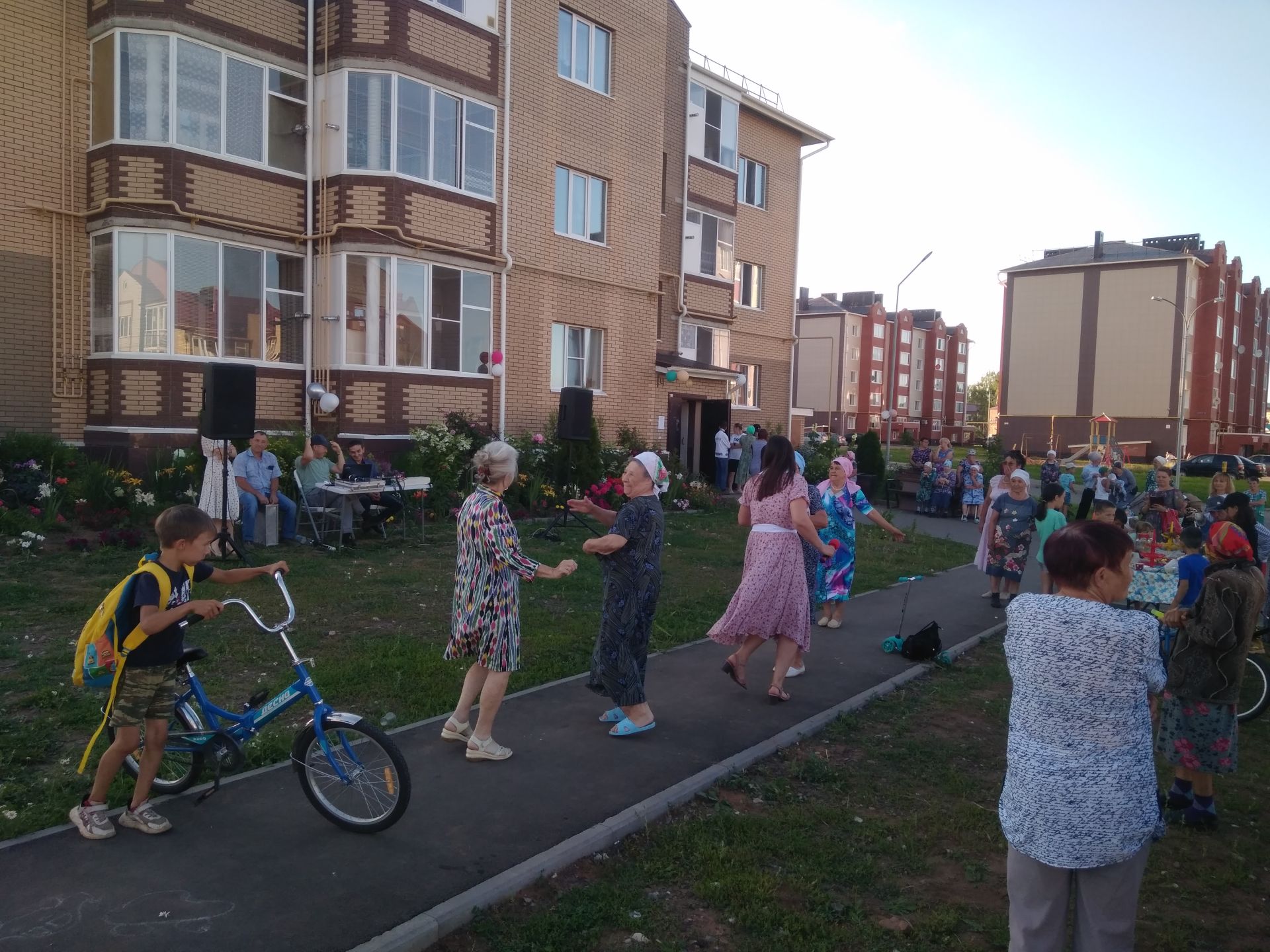 В Кукморе провели концерт в поддержку воинов, участвующих в спецоперации на Украине