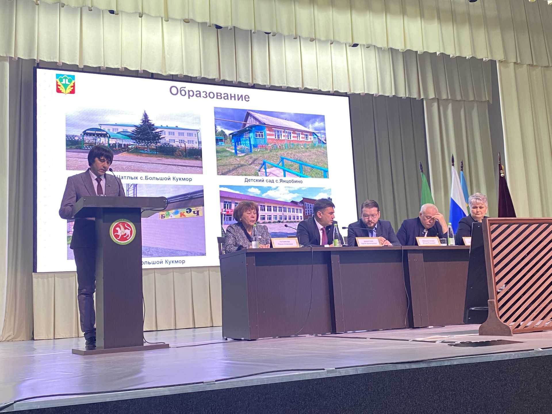 В Кукморском районе состоялось заседание, посвященное итогам социально-экономического развития за прошлый год