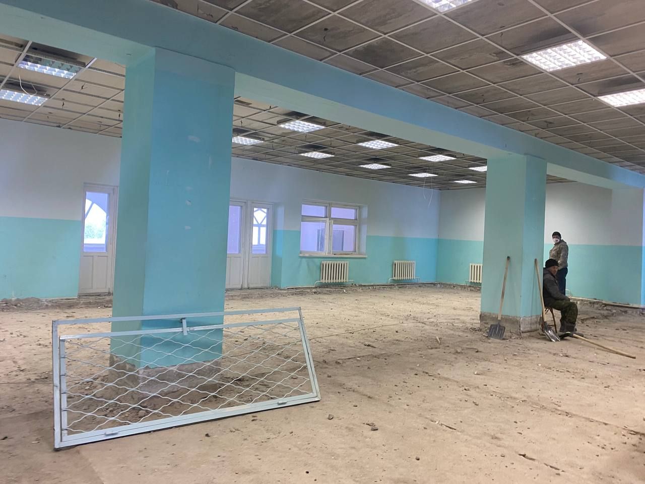 Сергей Димитриев ознакомился с ходом ремонтных работ на объектах в Село-Чуринском сельском поселении