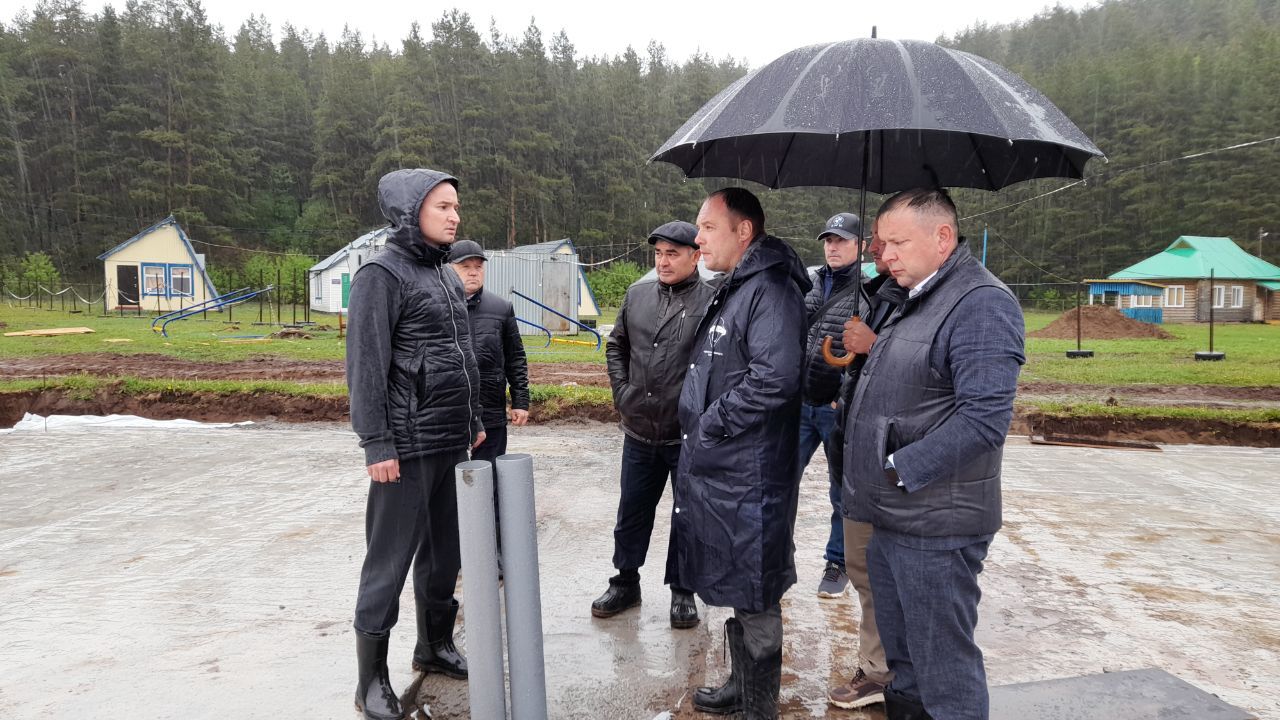 Кукмор с рабочим визитом посетил министр по делам молодежи РТ