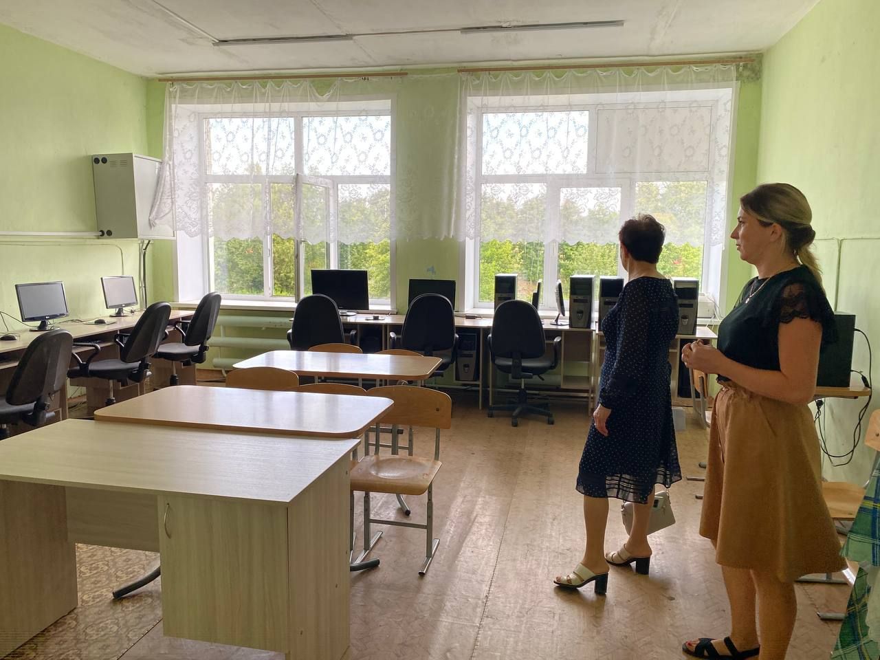 В Нижнерусском, Важашурском, Нижнеискубашском, Каркаусском поселениях проверили готовность образовательных учреждений к новому учебному году
