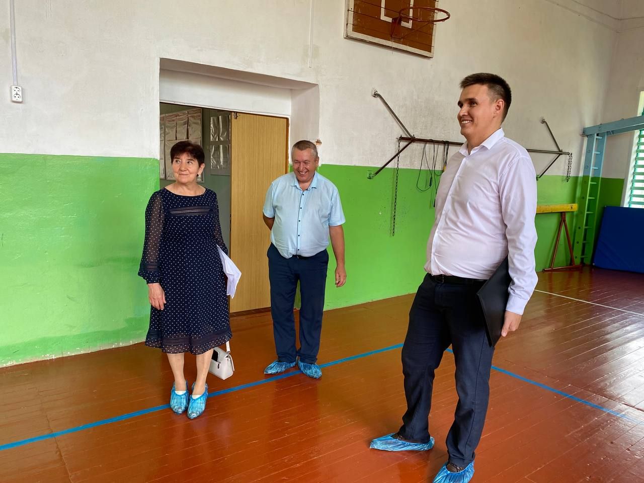 В Нижнерусском, Важашурском, Нижнеискубашском, Каркаусском поселениях проверили готовность образовательных учреждений к новому учебному году