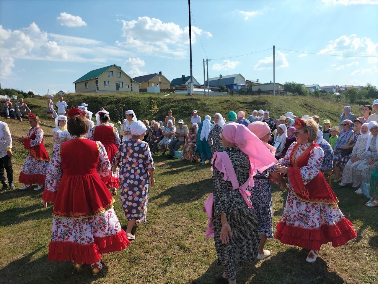 В микрорайоне Таишево Кукмора прошел «Праздник родника»