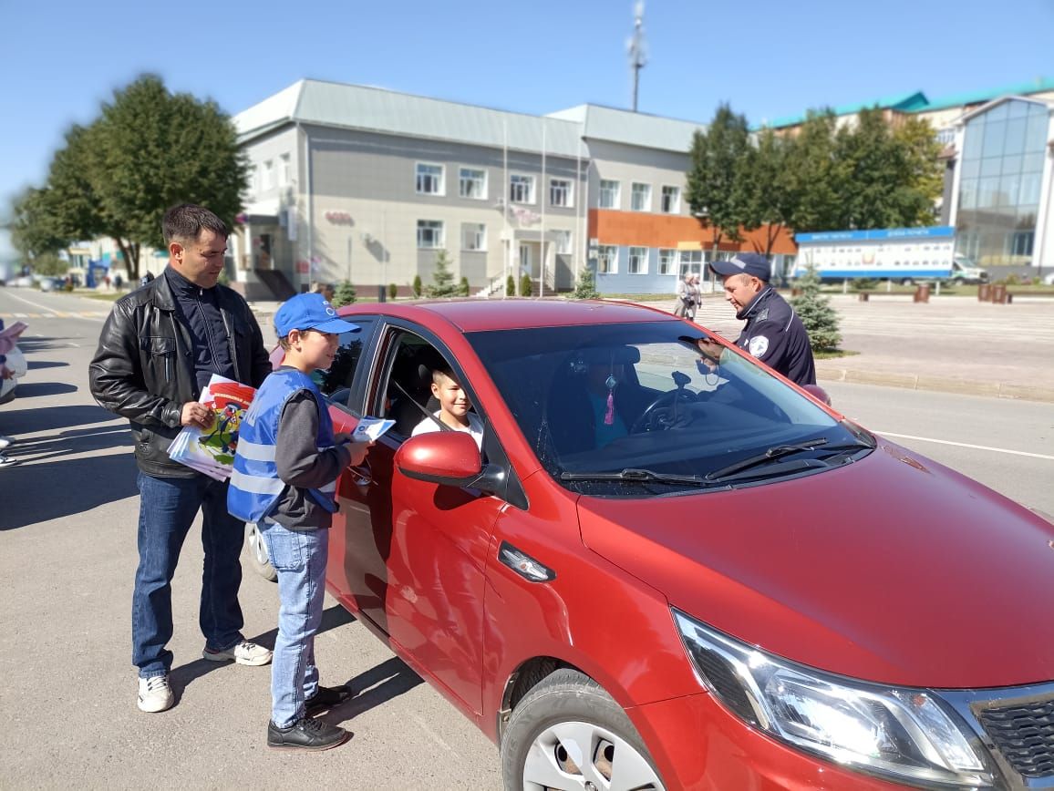 Кукмарада «Бала — төп пассажир!» акциясе кысаларында дәүләт автоинспекторлары юл хәрәкәте кагыйдәләрен бозуның алты очрагын ачыклады