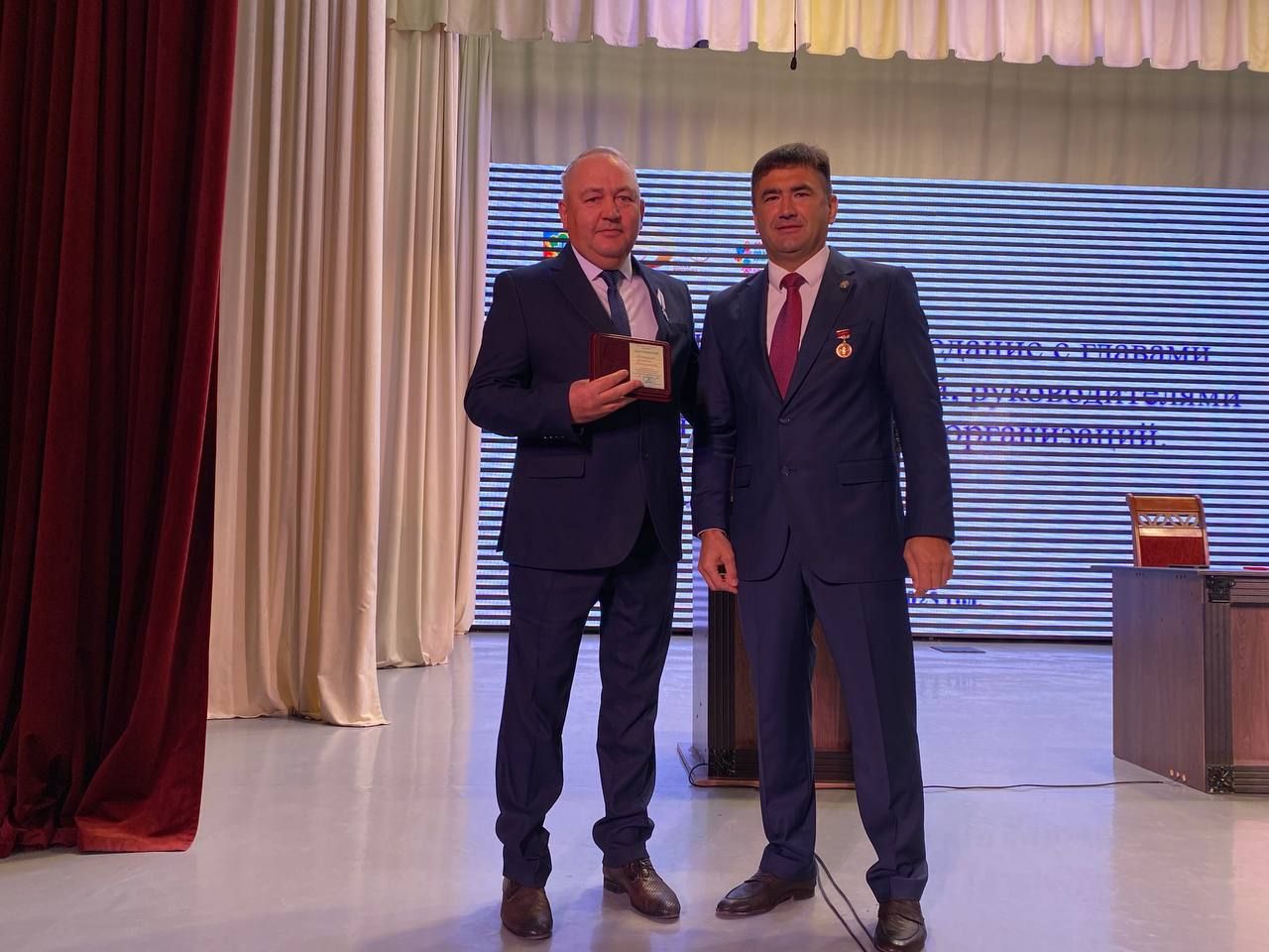 Жителей Кукморского района наградили на расширенной планерке