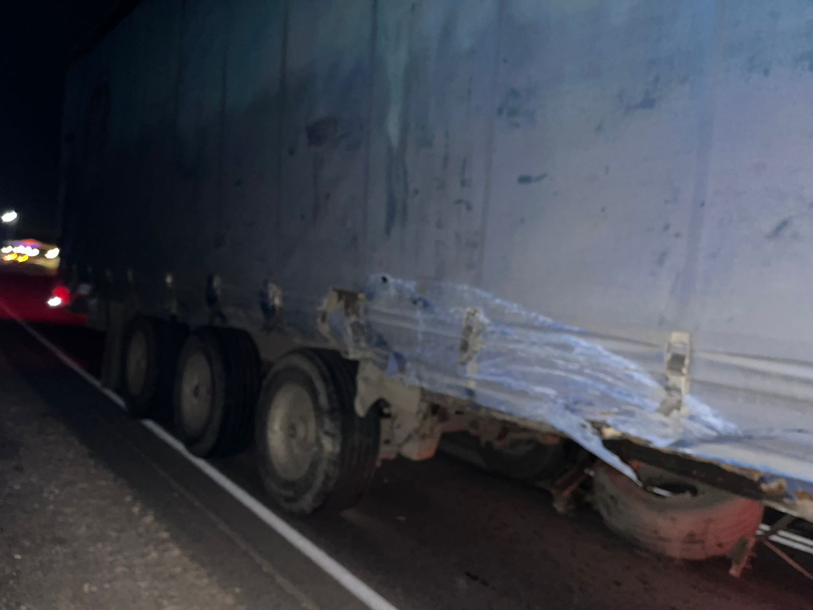 Водитель легковушки пострадал в ДТП, не уступив большегрузу на перекрестке в Кукморском районе