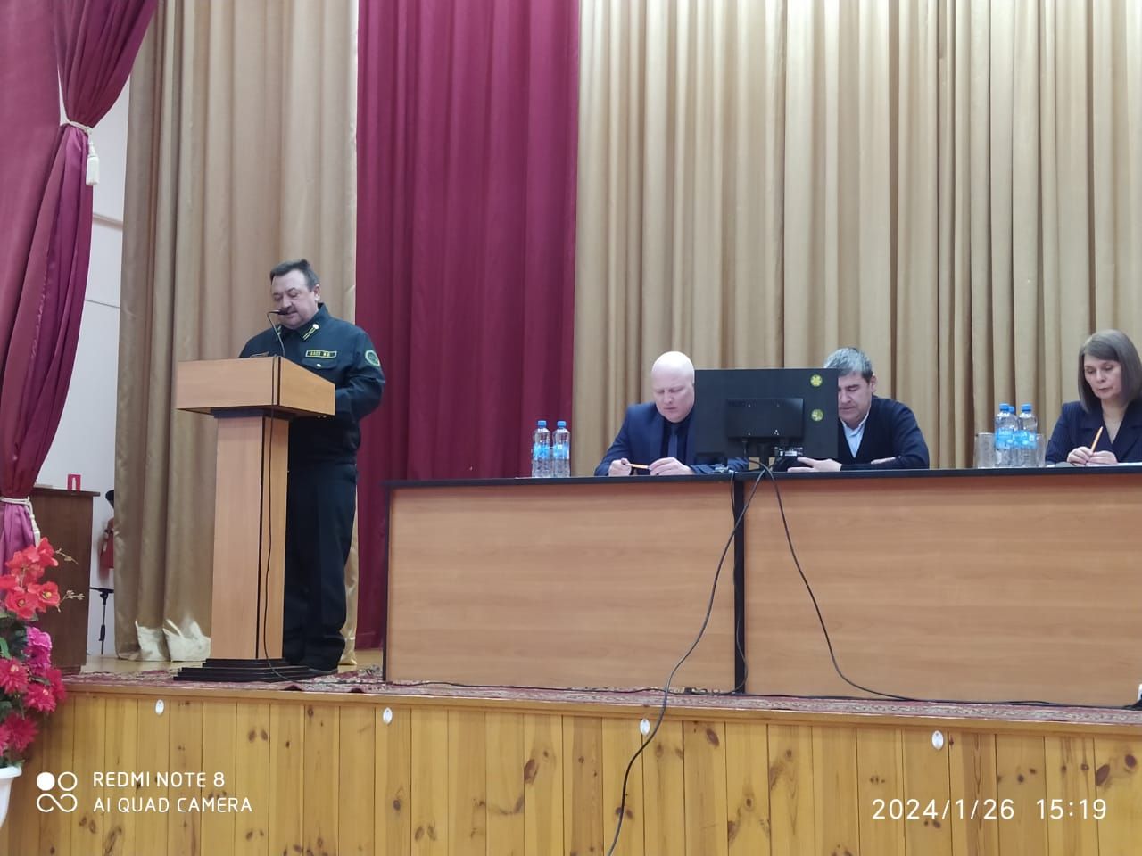 Урта Комар җирлегендә хисап җыелышы булды