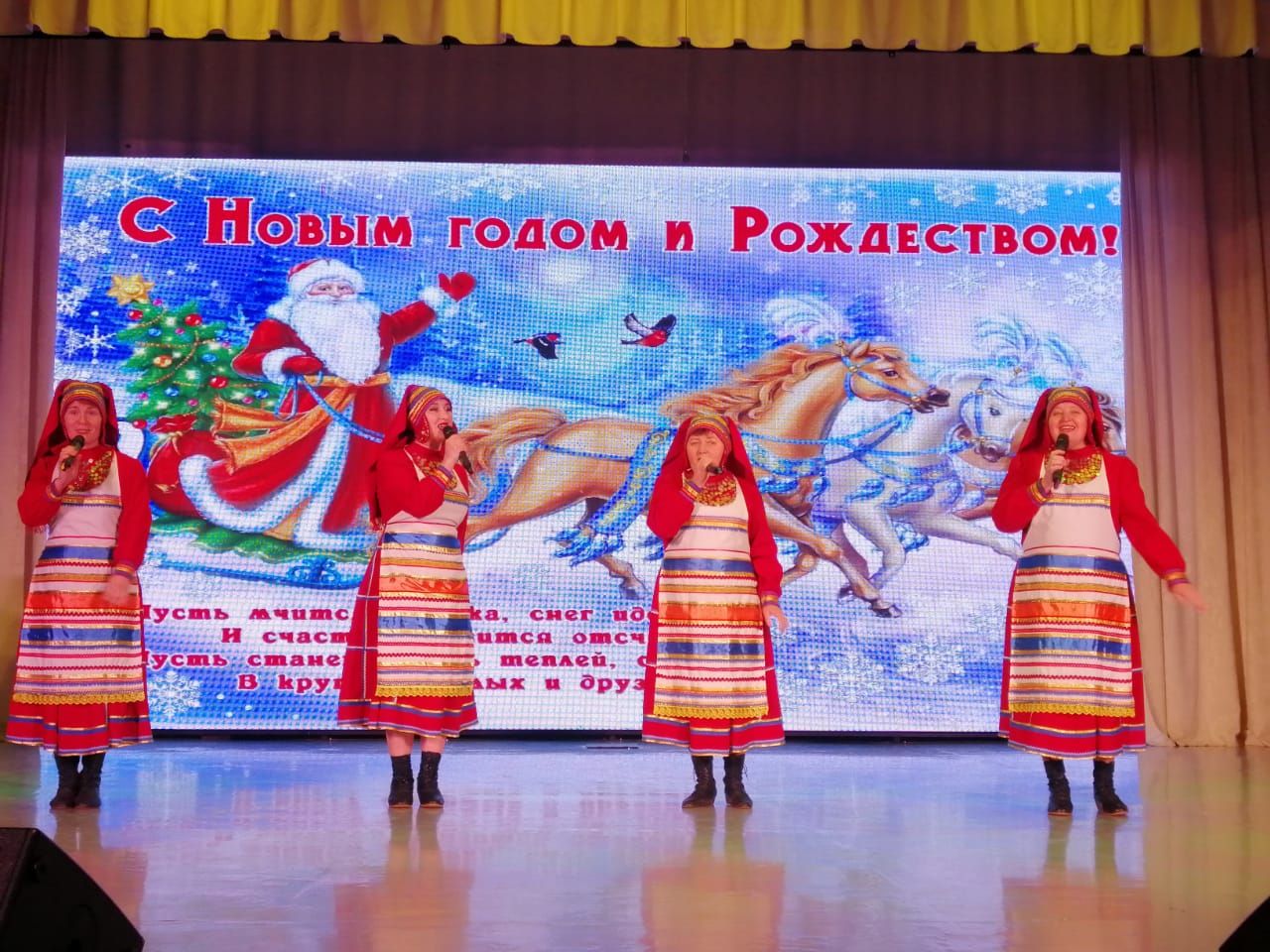 В Кукморе прошел концерт, посвящённый Рождеству Христову — фоторепортаж