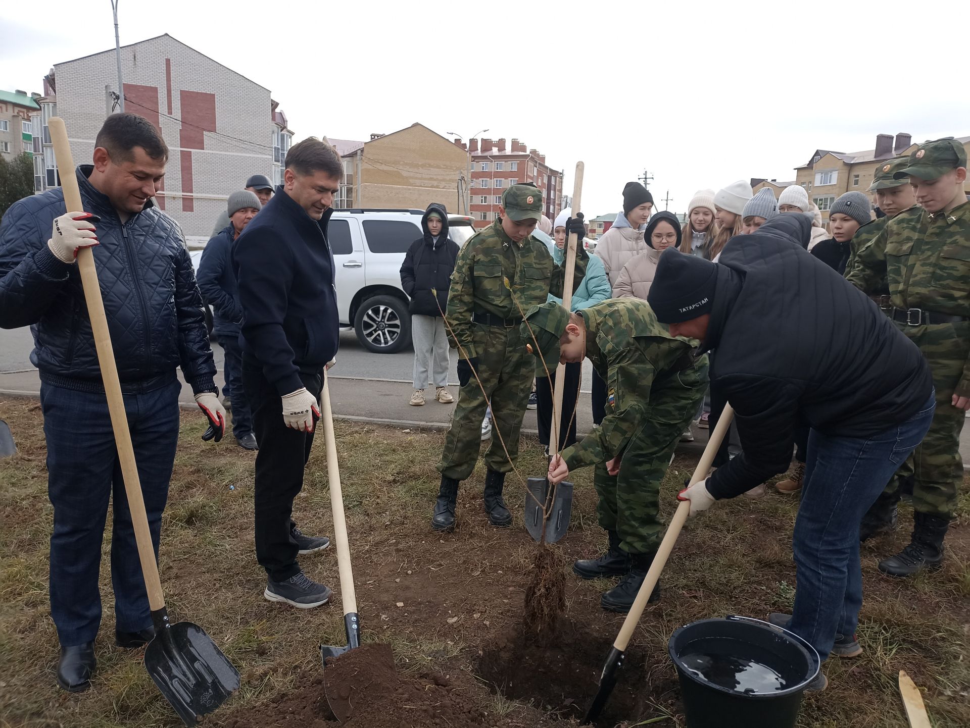 Кукмаралылар агач утырту акциясенә кушылды