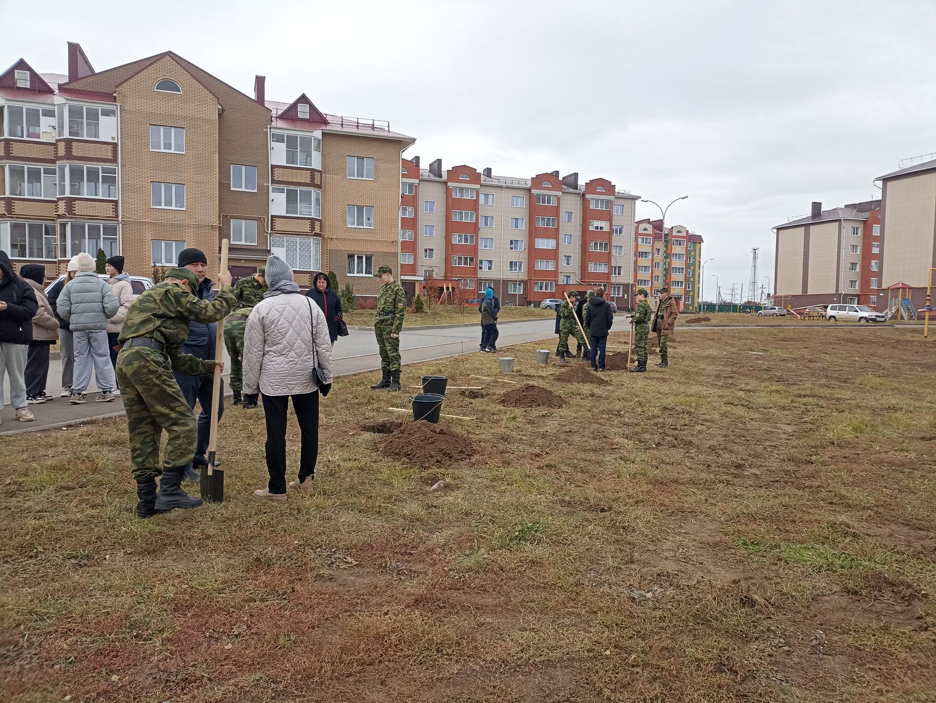 Кукмаралылар агач утырту акциясенә кушылды