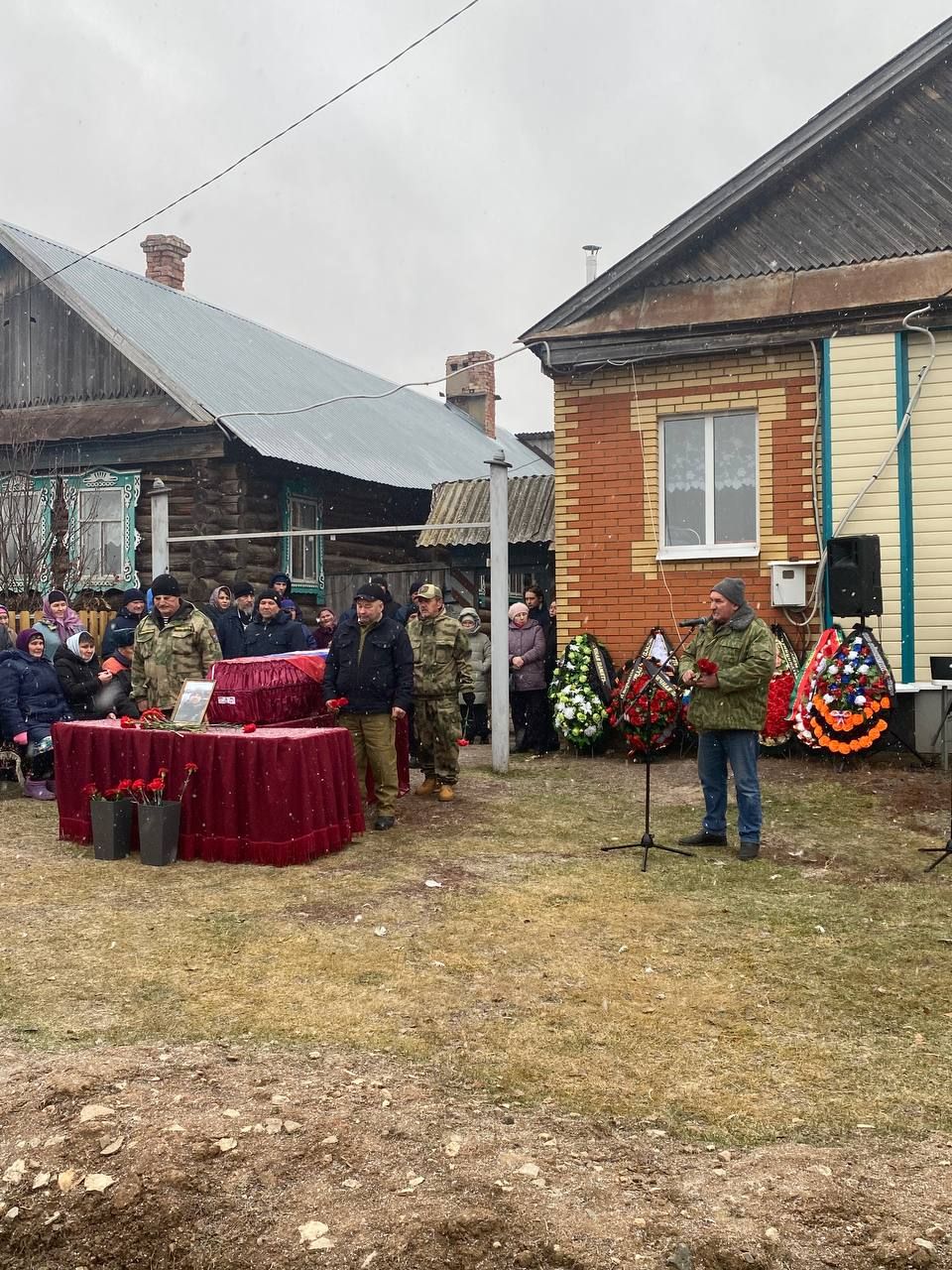 В Кукморском районе в последний путь проводили героя