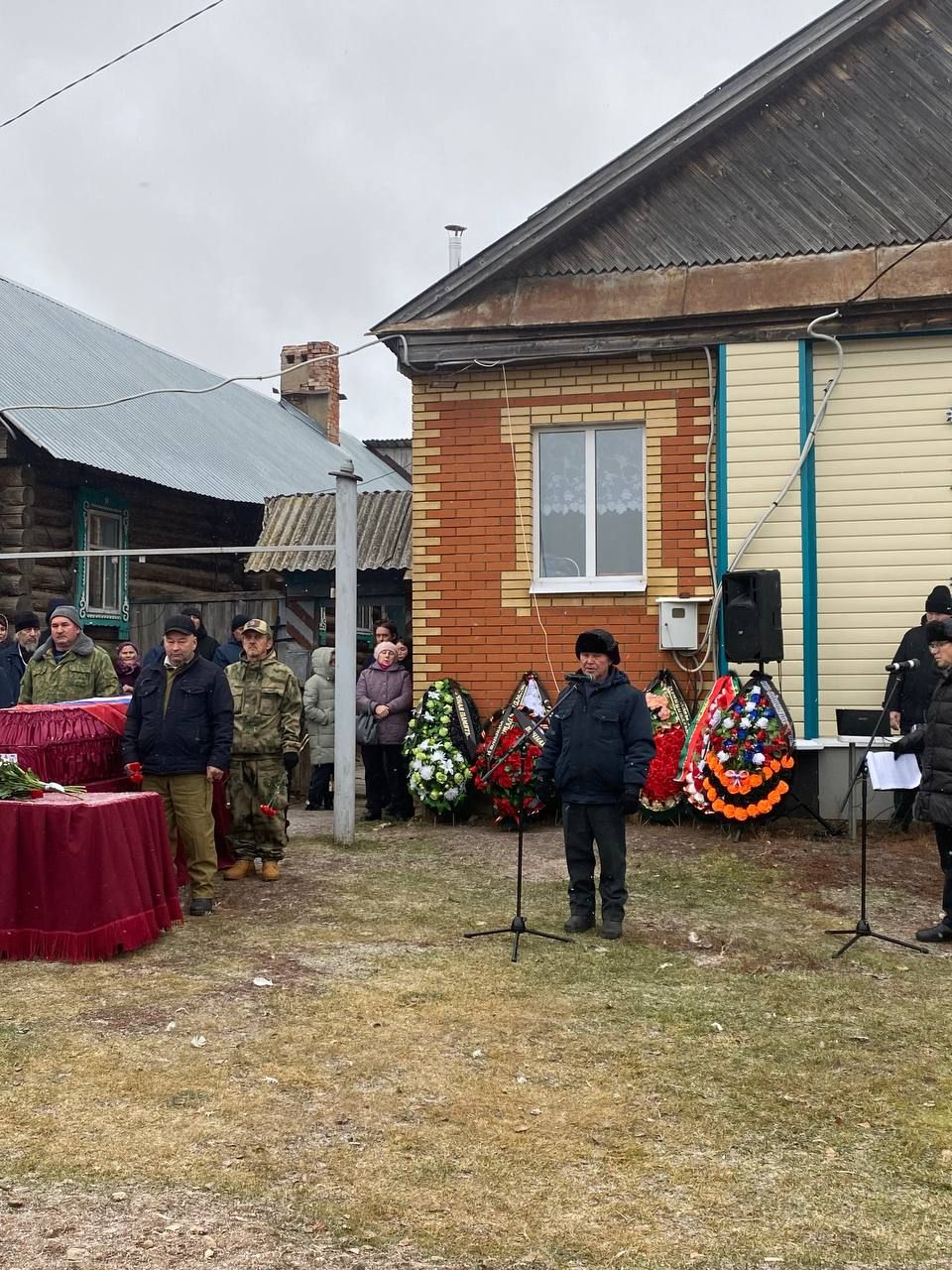 В Кукморском районе в последний путь проводили героя