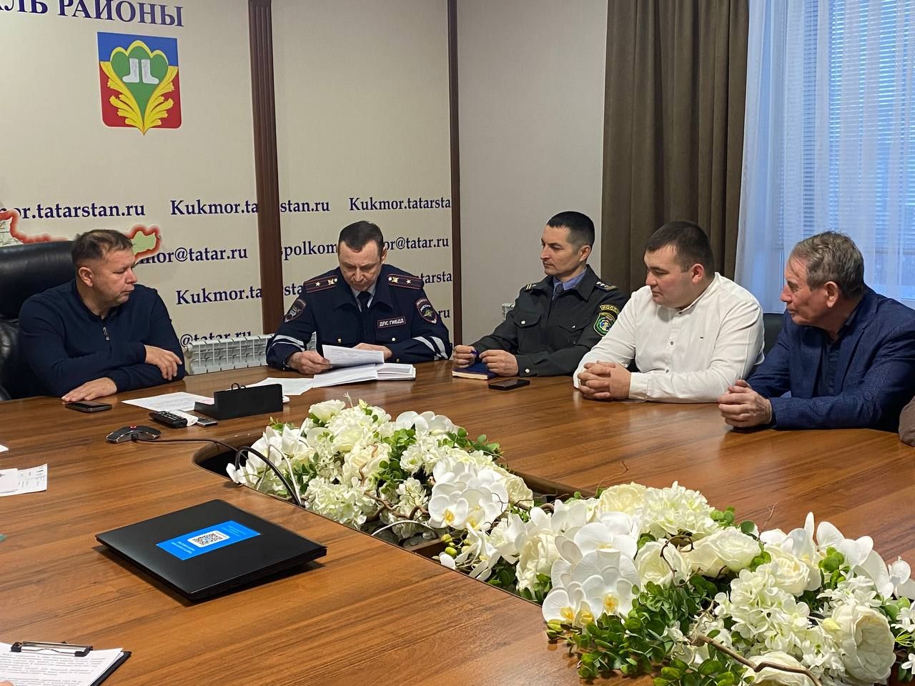 В Кукморе комиссия по БДД обсудила вопросы содержания дорог и состояния аварийности на дорогах