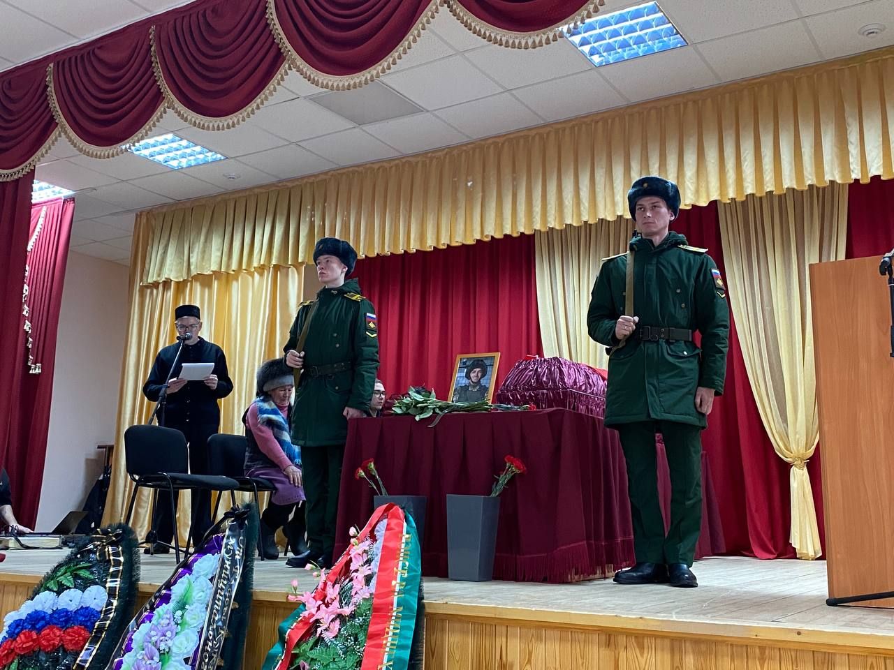 Кукморский район простился с героем