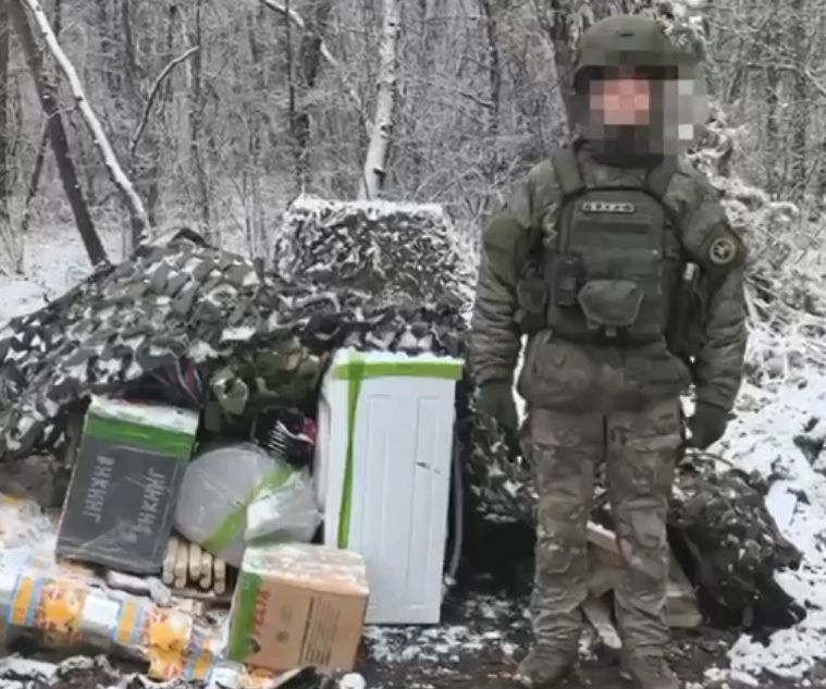 Бойцы СВО поздравили кукморских волонтеров с праздником