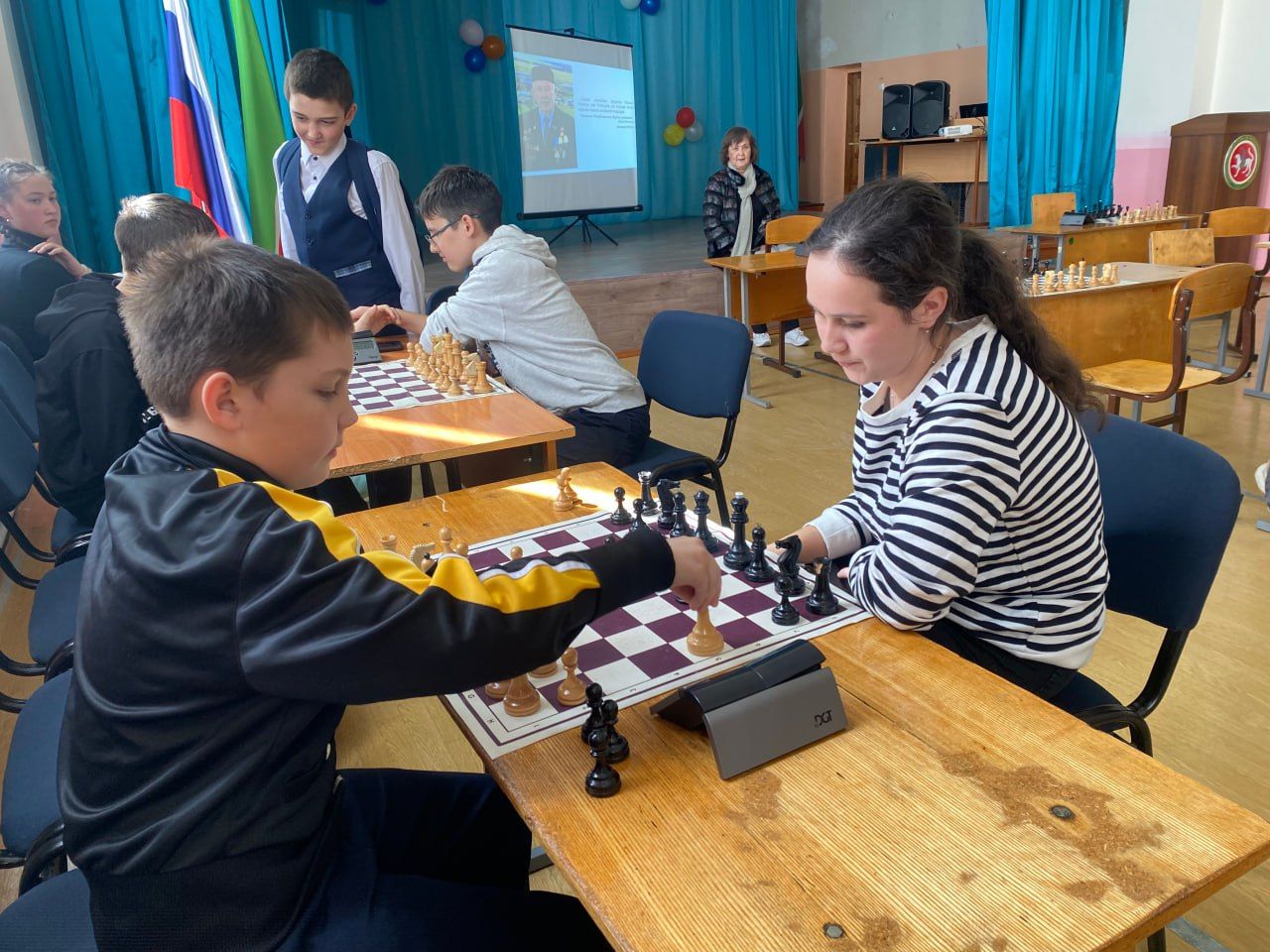 В школе села Большой Кукмор прошел шахматный турнир памяти  почетного гражданина Кукморского района Мияссара Мансурова