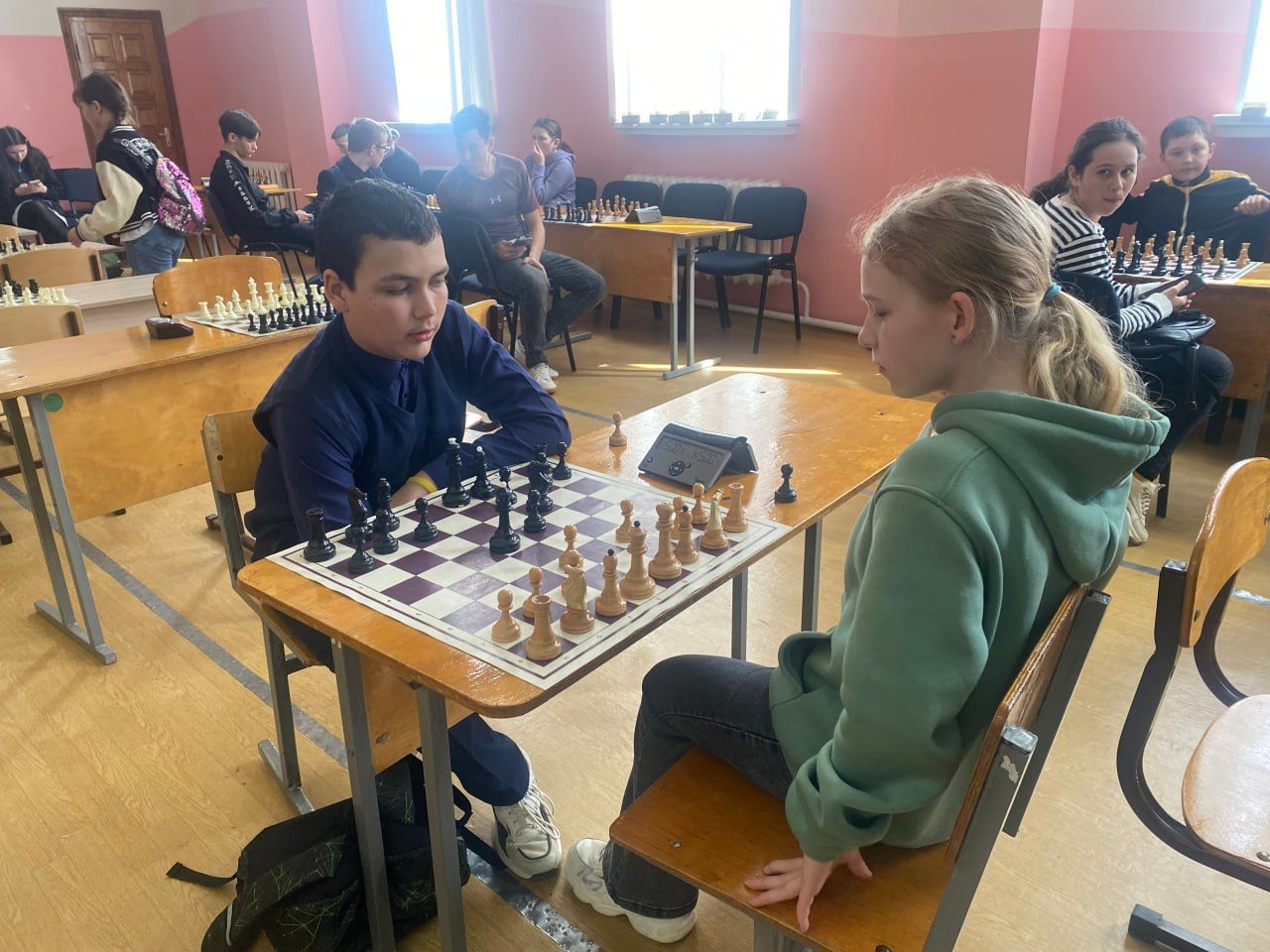 В школе села Большой Кукмор прошел шахматный турнир памяти  почетного гражданина Кукморского района Мияссара Мансурова