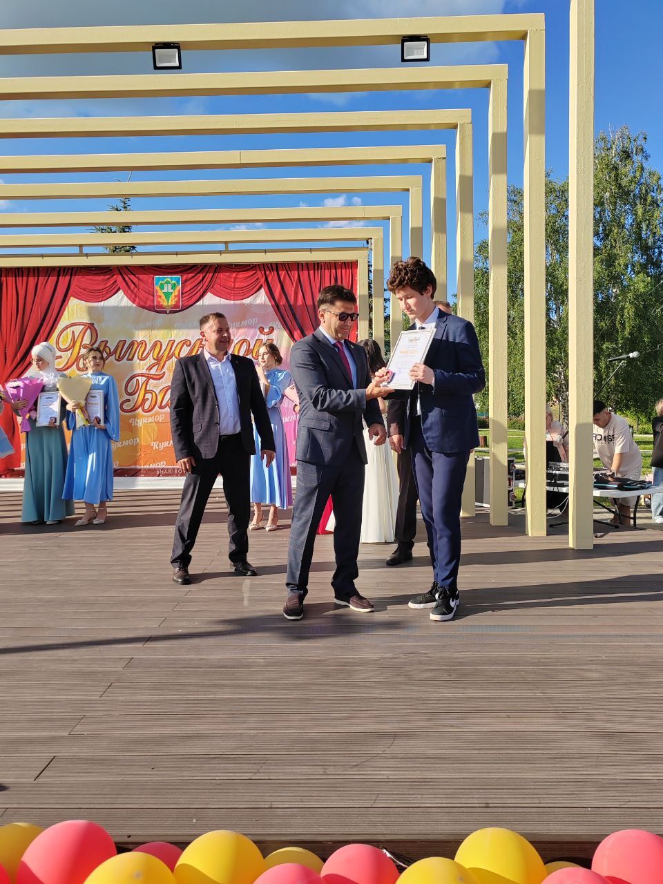 В Кукморе прошел выпускной вечер