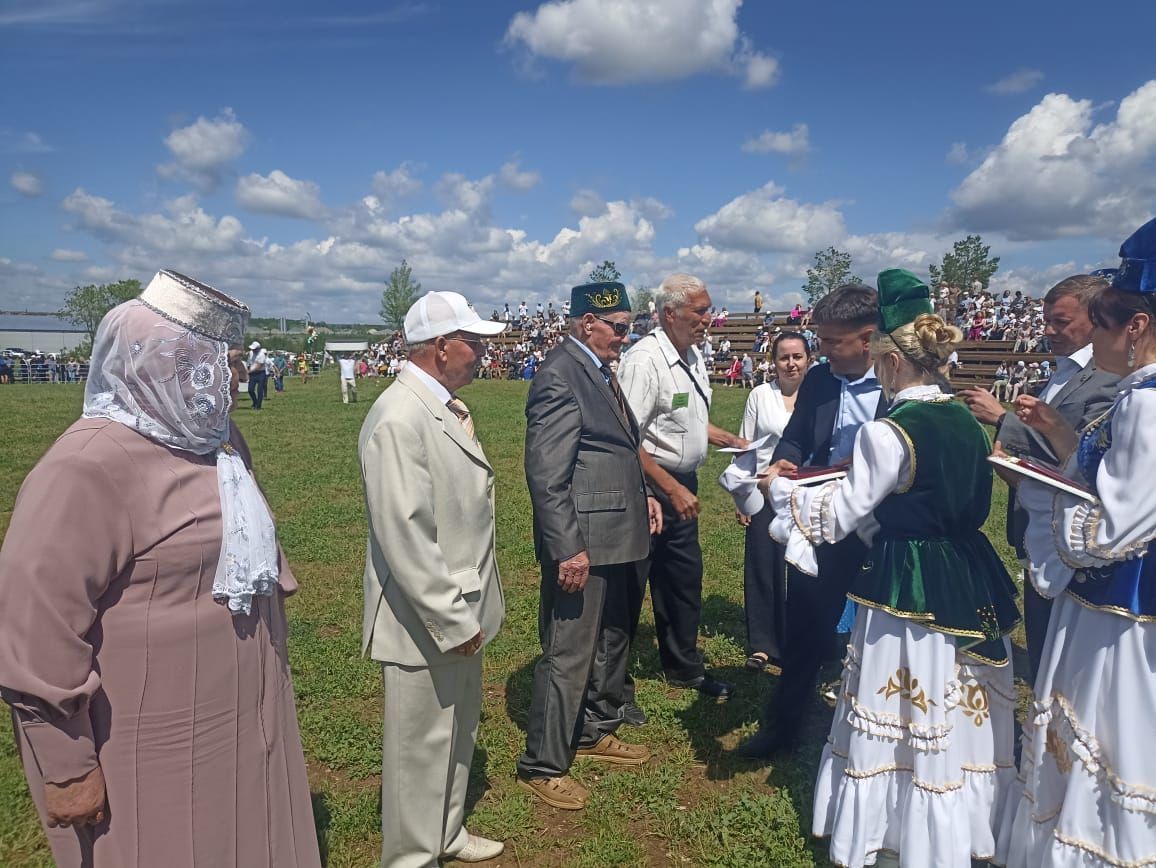 В Кукморе празднуют Сабантуй — фоторепортаж