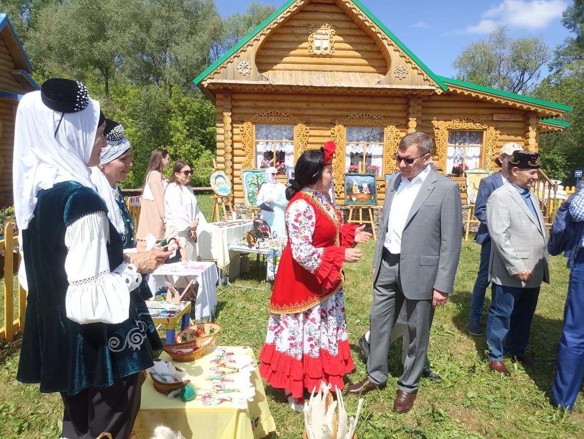 В Кукморе празднуют Сабантуй — фоторепортаж