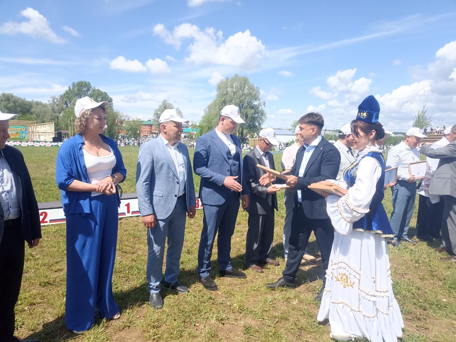 В Кукморе празднуют Сабантуй — фоторепортаж
