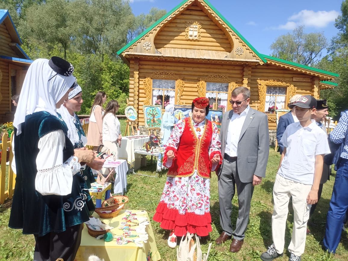 В Кукморе празднуют Сабантуй — фоторепортаж