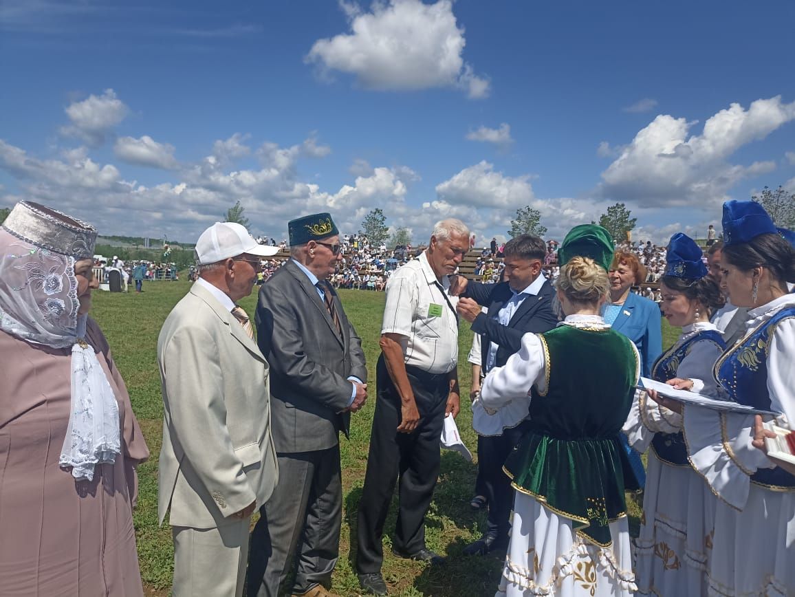 В Кукморе празднуют Сабантуй — фоторепортаж