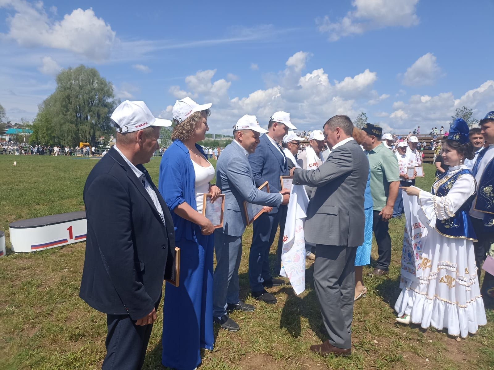 В Кукморе празднуют Сабантуй — фоторепортаж