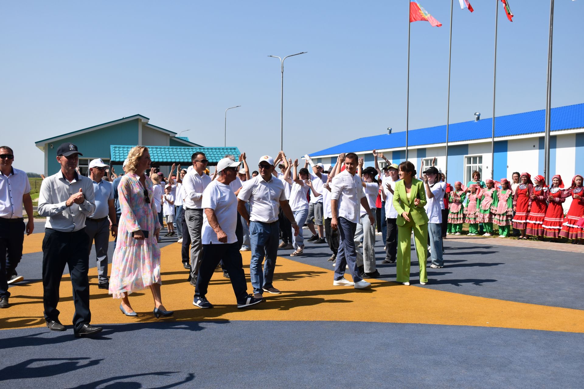 Татарстан Рәисе Рөстәм Миңнехановның Кукмара районына эш сәфәре «Нараткай» лагереннән башланды