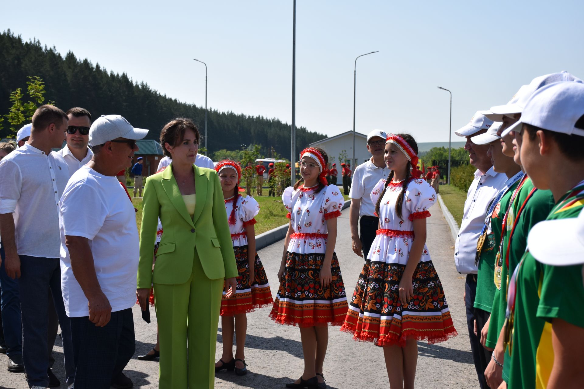 Татарстан Рәисе Рөстәм Миңнехановның Кукмара районына эш сәфәре «Нараткай» лагереннән башланды