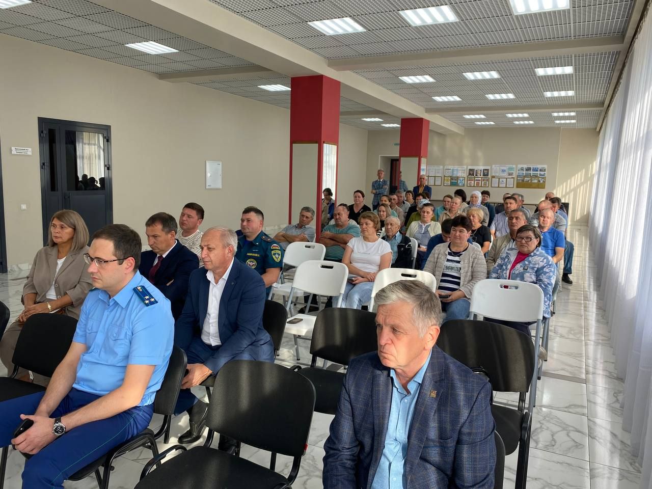 Сергей Димитриев встретился с жителями Яныльского и Олуязского сельских поселений