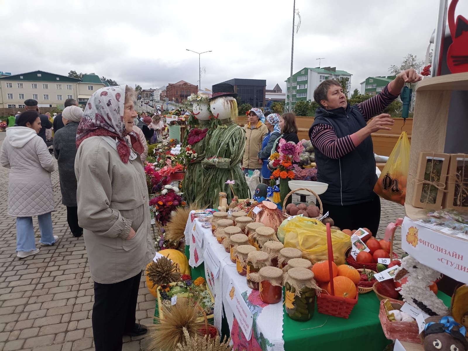 Кукмарада мәгариф учреждениеләренең көзге ярминкәсе узды