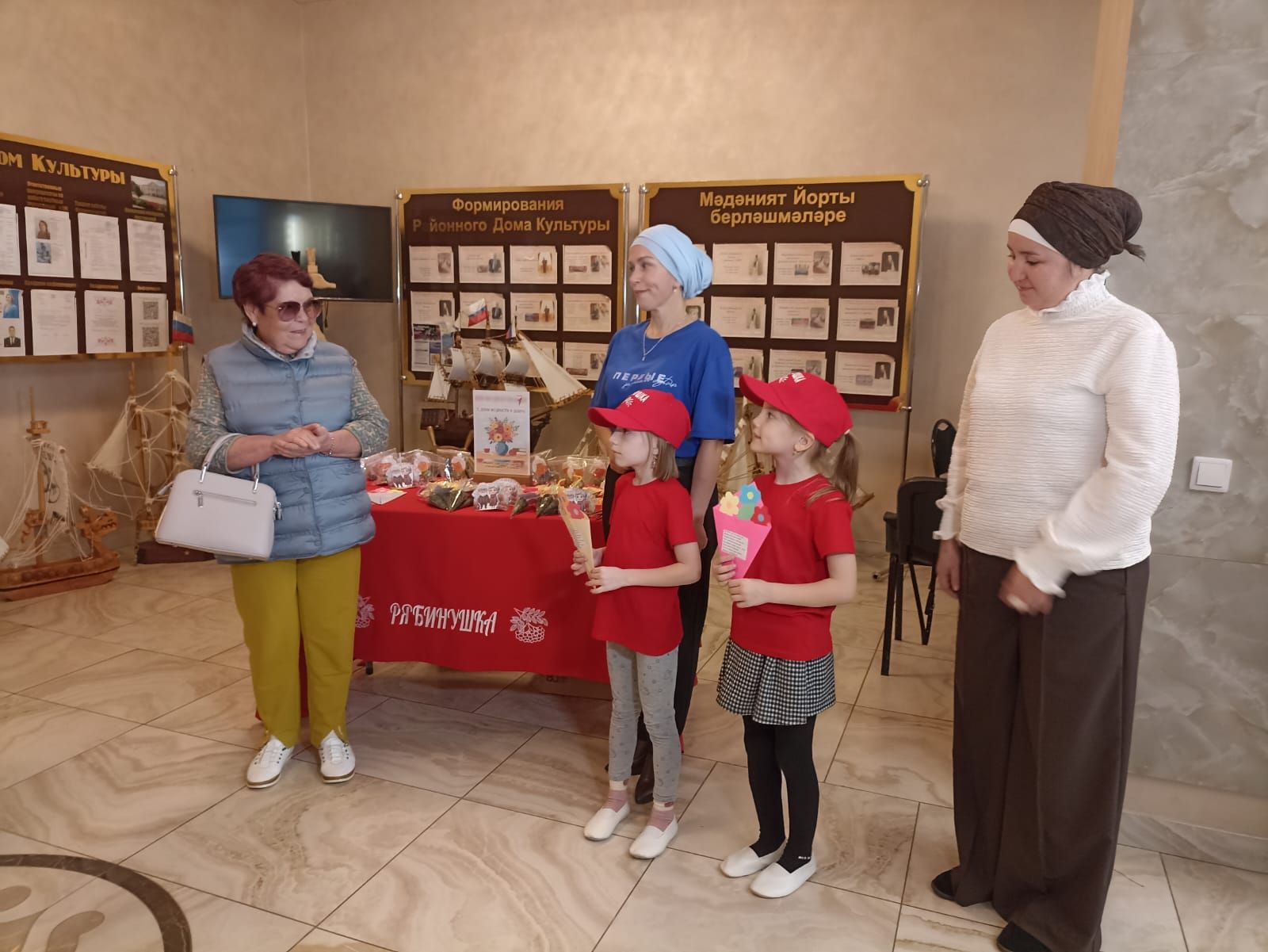 Кукмарада өлкәннәрне хөрмәтләделәр