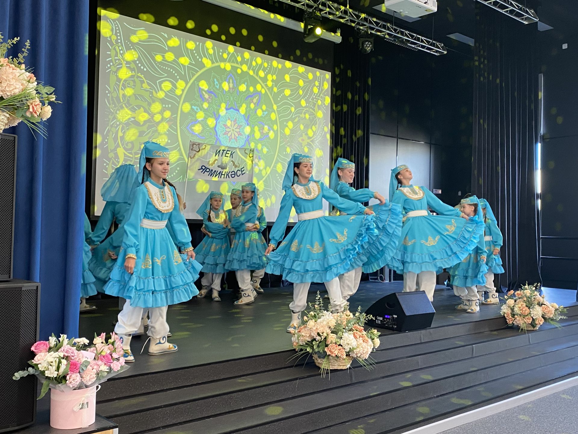 В Кукморе чествовали педагогов