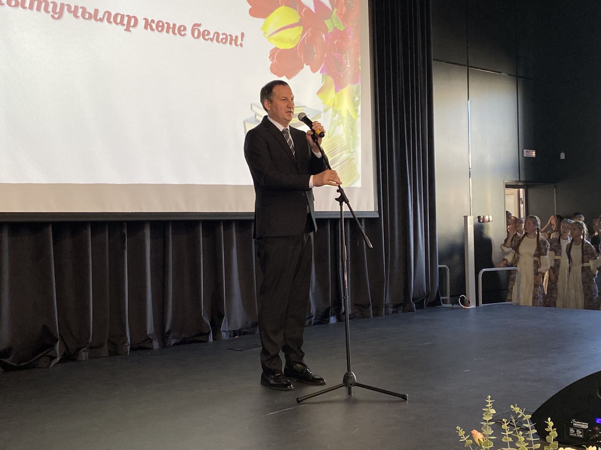 В Кукморе чествовали педагогов