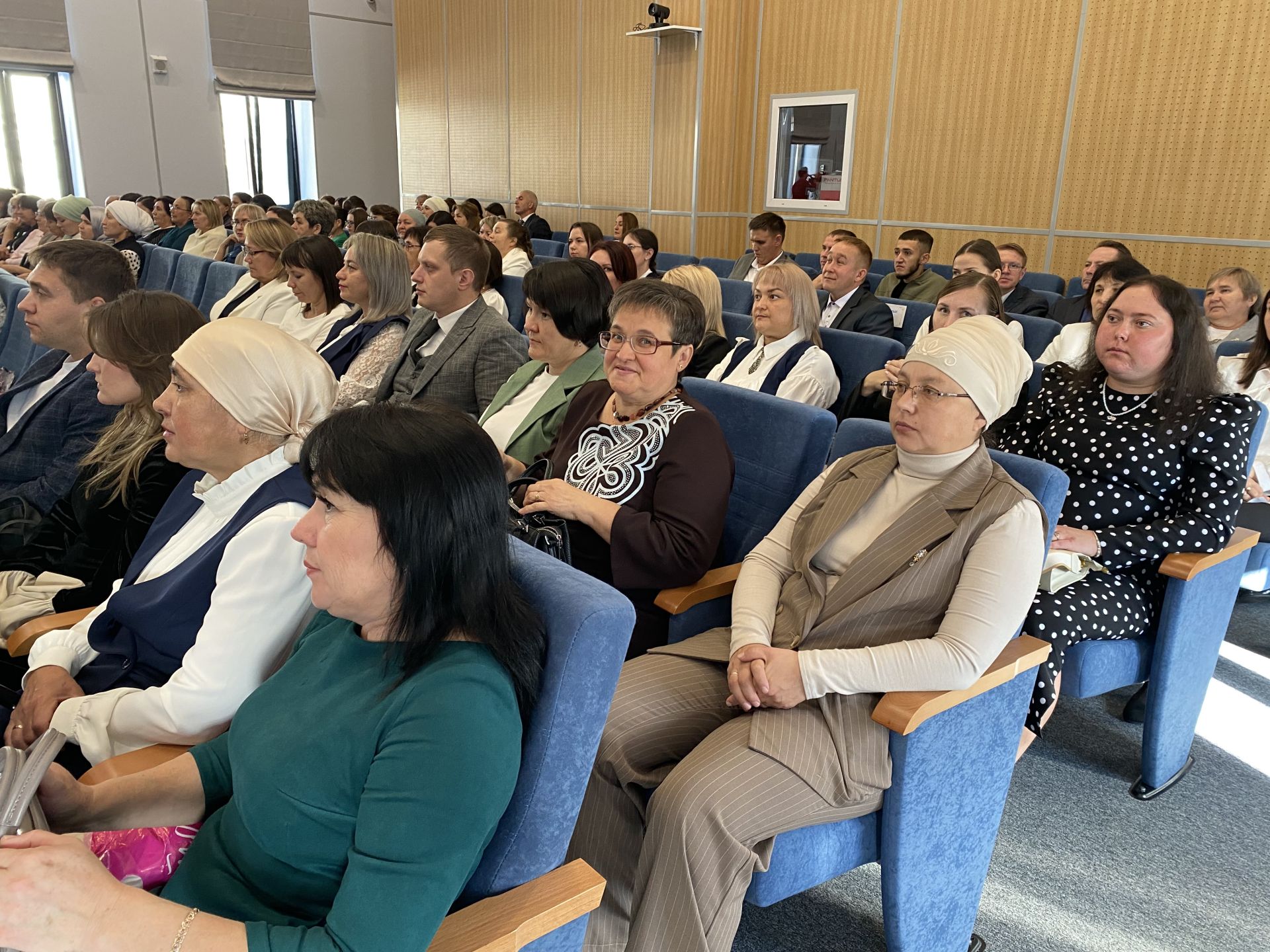 В Кукморе чествовали педагогов