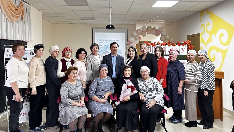 Мәмәшир мәктәбендә шагыйрь Раил Гатауллин белән очрашу булды