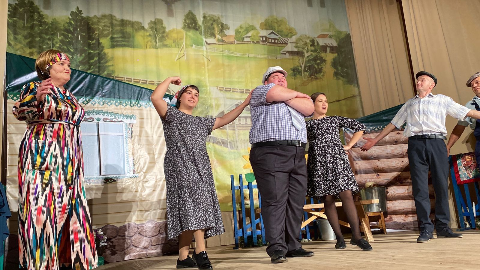 Вахит авылының Яшь тамашачылар театрында «Картаямыни соң йөрәк?» әсәре тәкъдим ителде