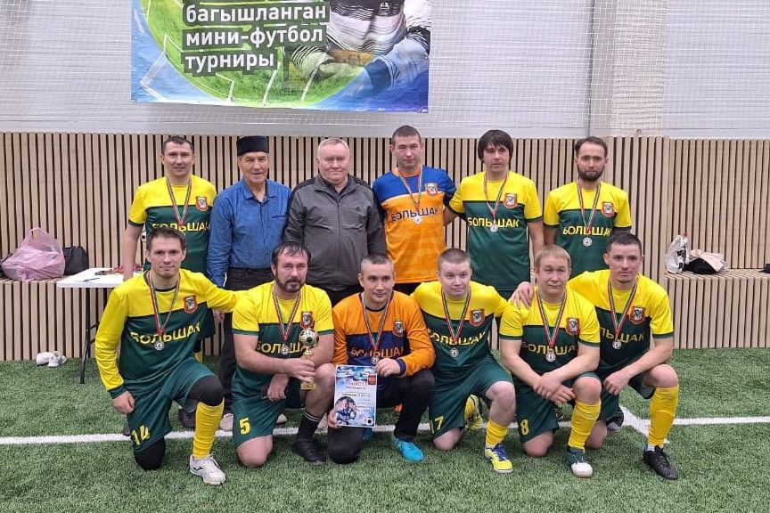 Спортивная память: в Большом Кукморе прошел турнир по мини-футболу
