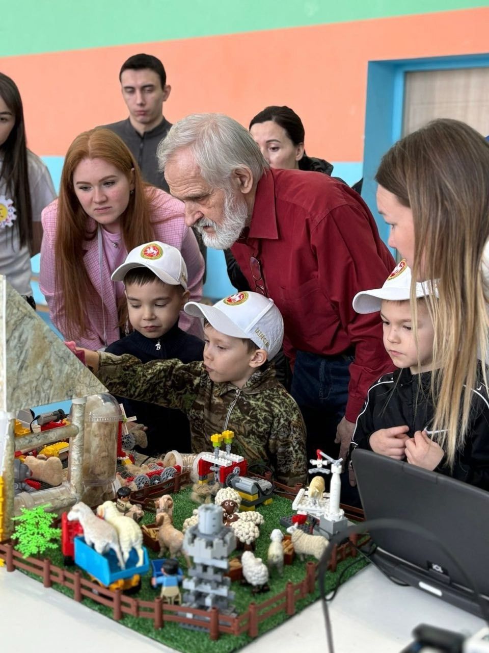 Команда «Кукморенок» заняла второе место во Всероссийском профориентационном технологическом конкурсе