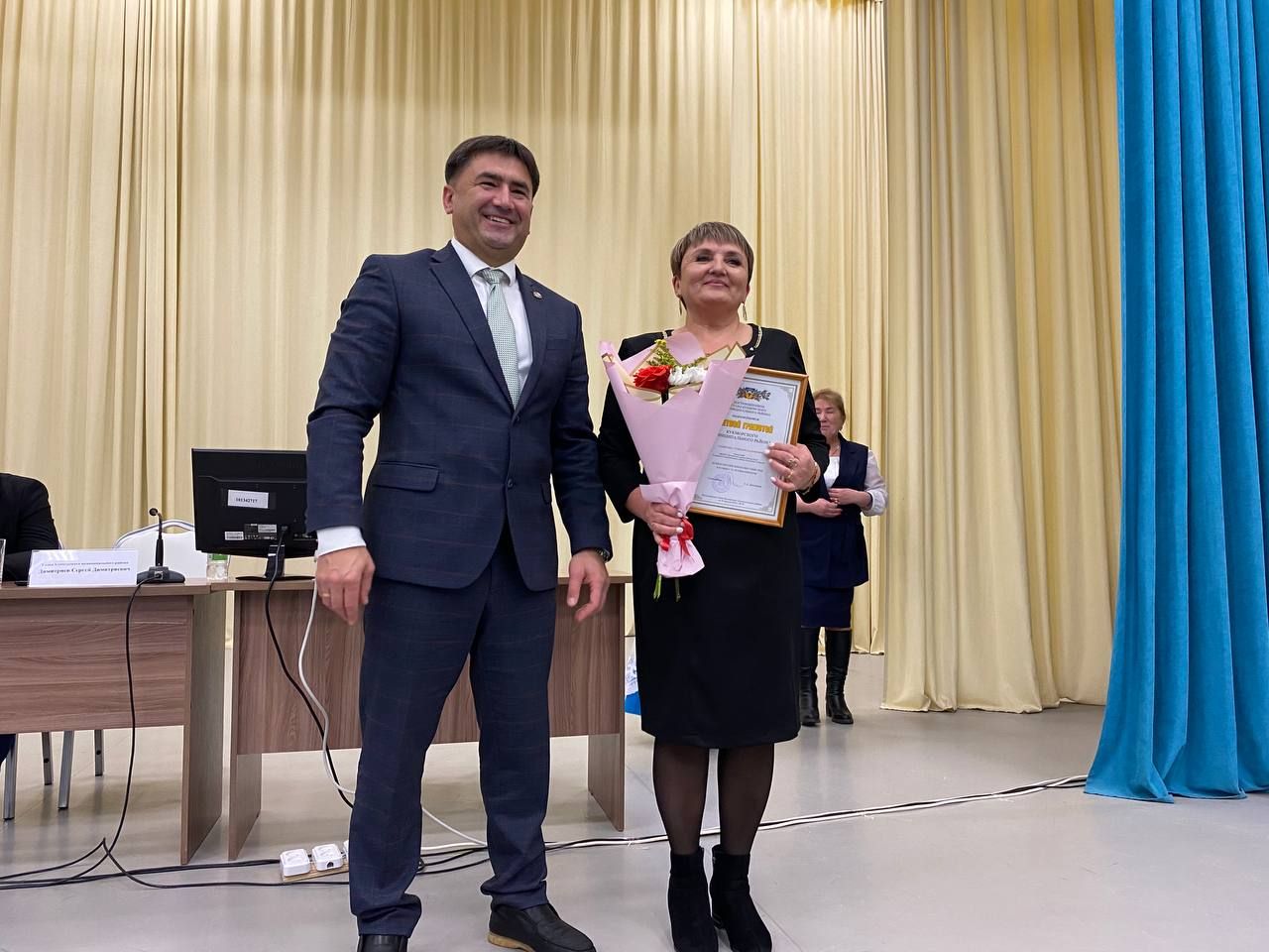 В Манзарасском поселении прошел сход граждан