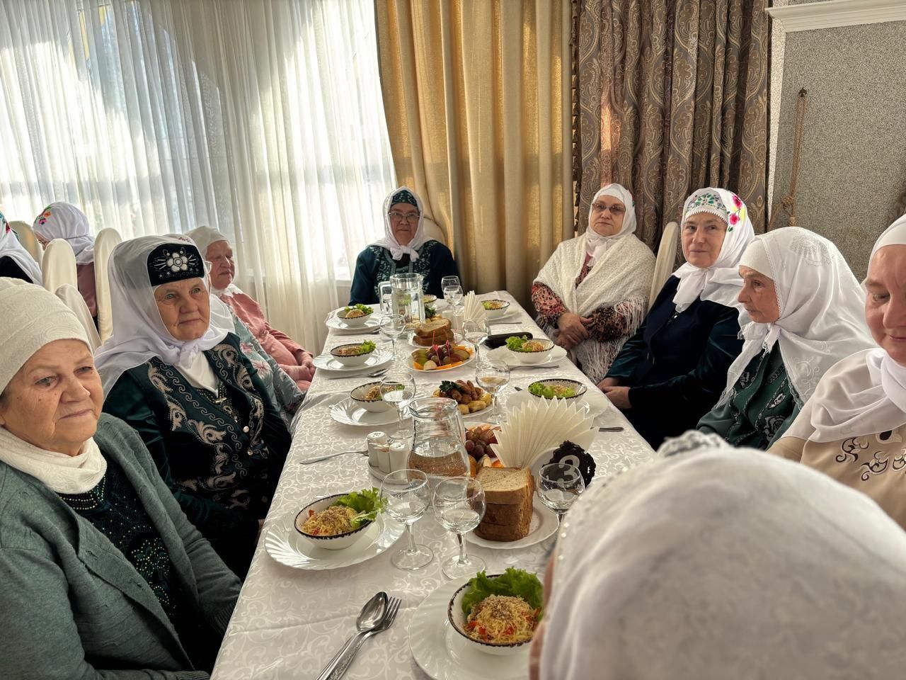 Хиҗаб – ул мөслимәнең таҗы: Кукмарада Хиҗаб көне үткәрелде
