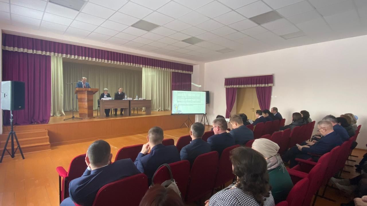 В Нижнерусской средней школе прошло совещание работников образования