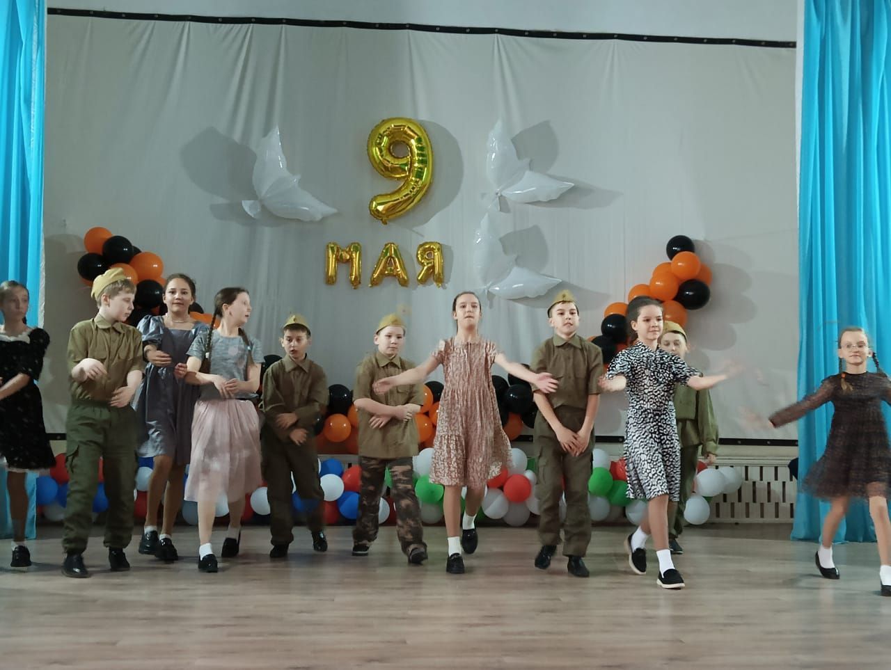 Зур Кукмара урта мәктәбендә “Җиңү вальсы” бию фестивале узды