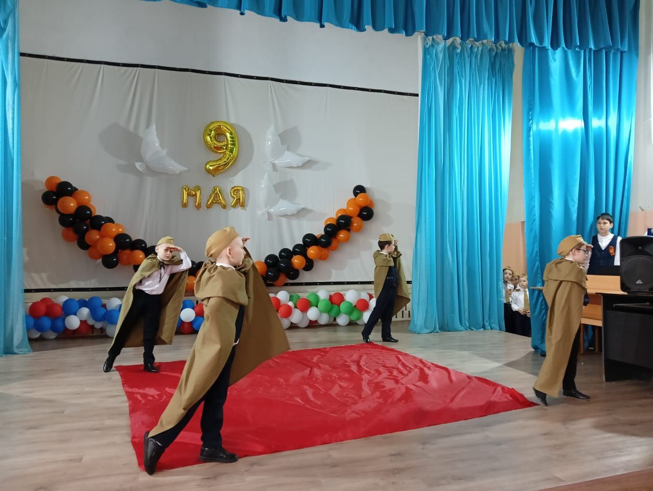 Зур Кукмара урта мәктәбендә “Җиңү вальсы” бию фестивале узды